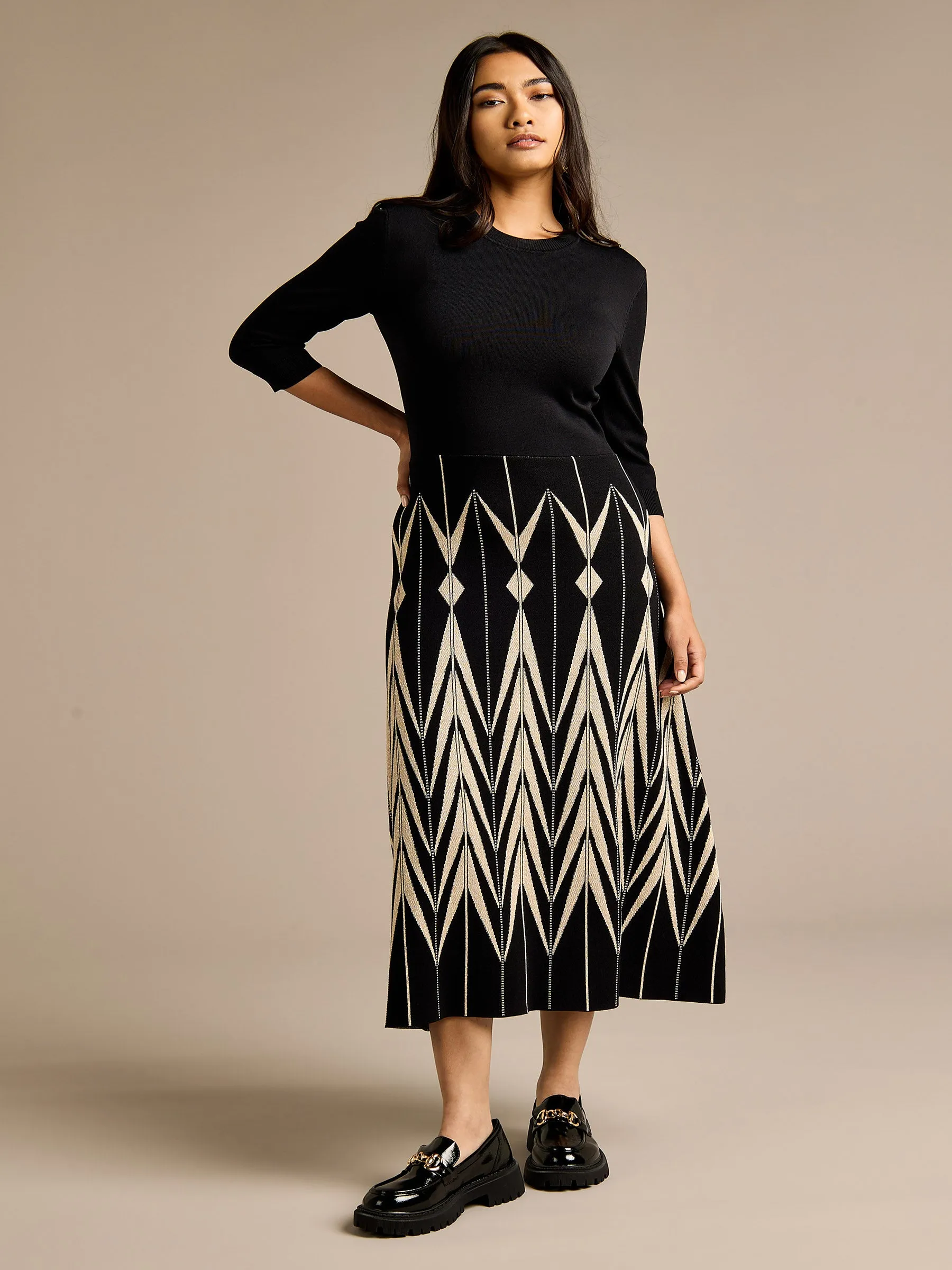 GWD Clover Geo Print Knitted Black Midi Dress