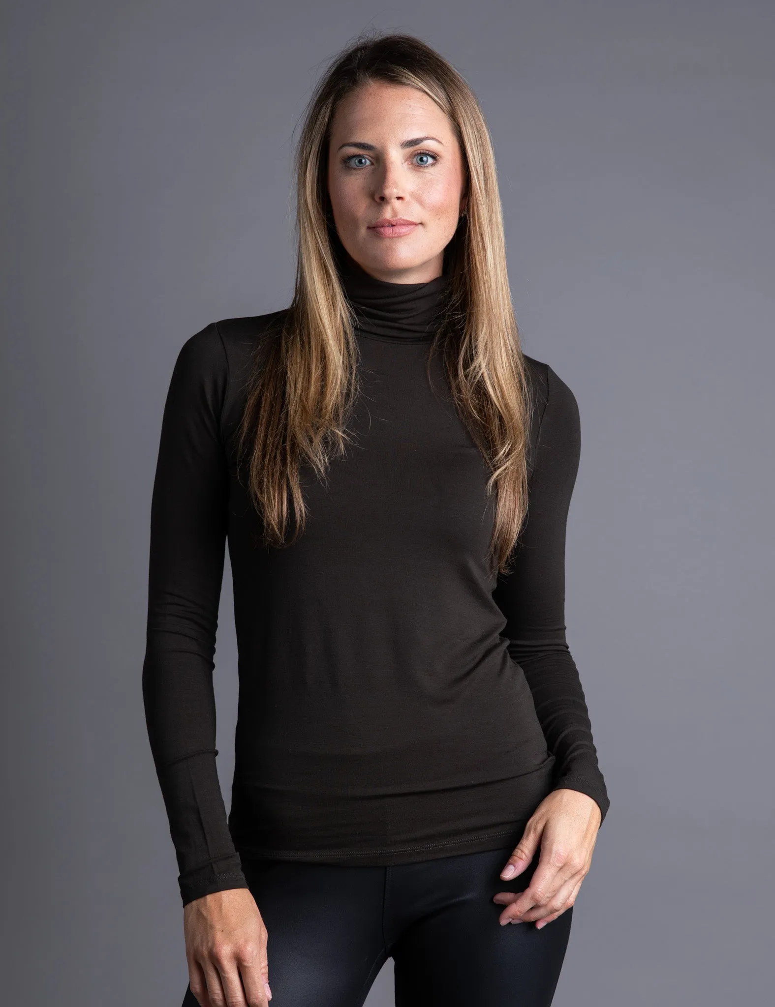 Majestic Long Sleeve Viscose Turtleneck in Chocolate