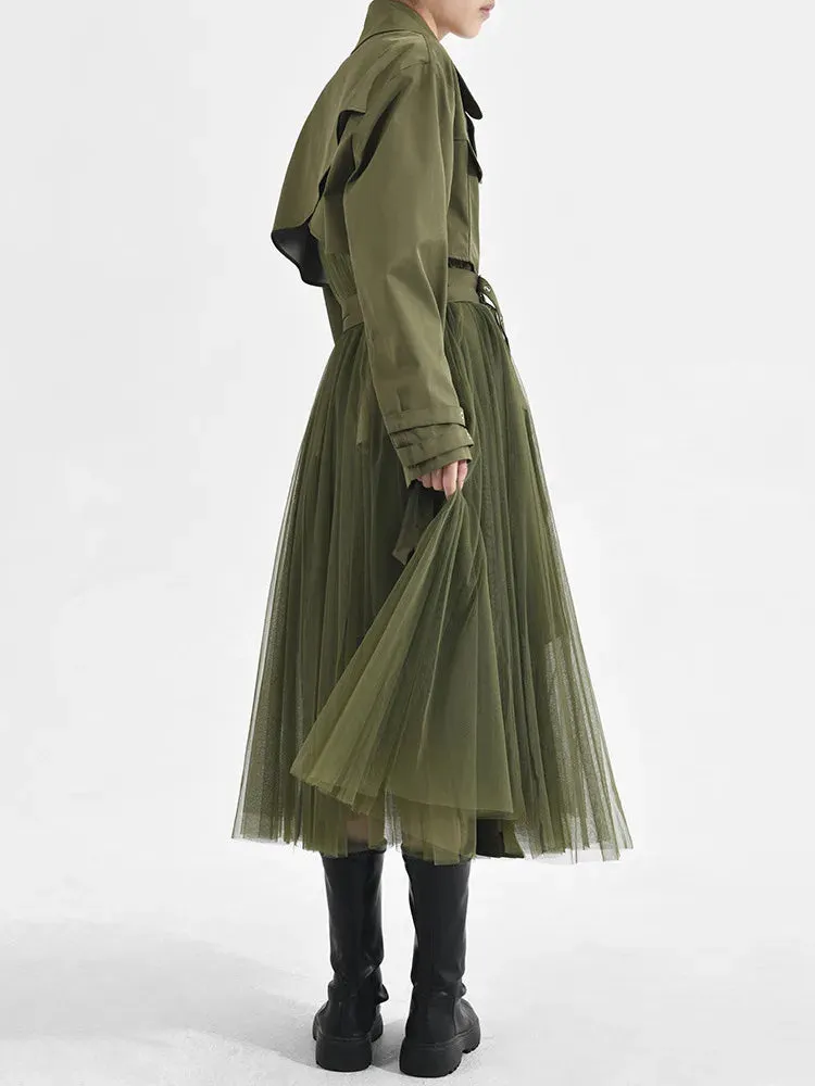 Women's Elegant Trench Coat with Pleated Mesh